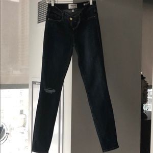 Frame dark blue jeans sz 25